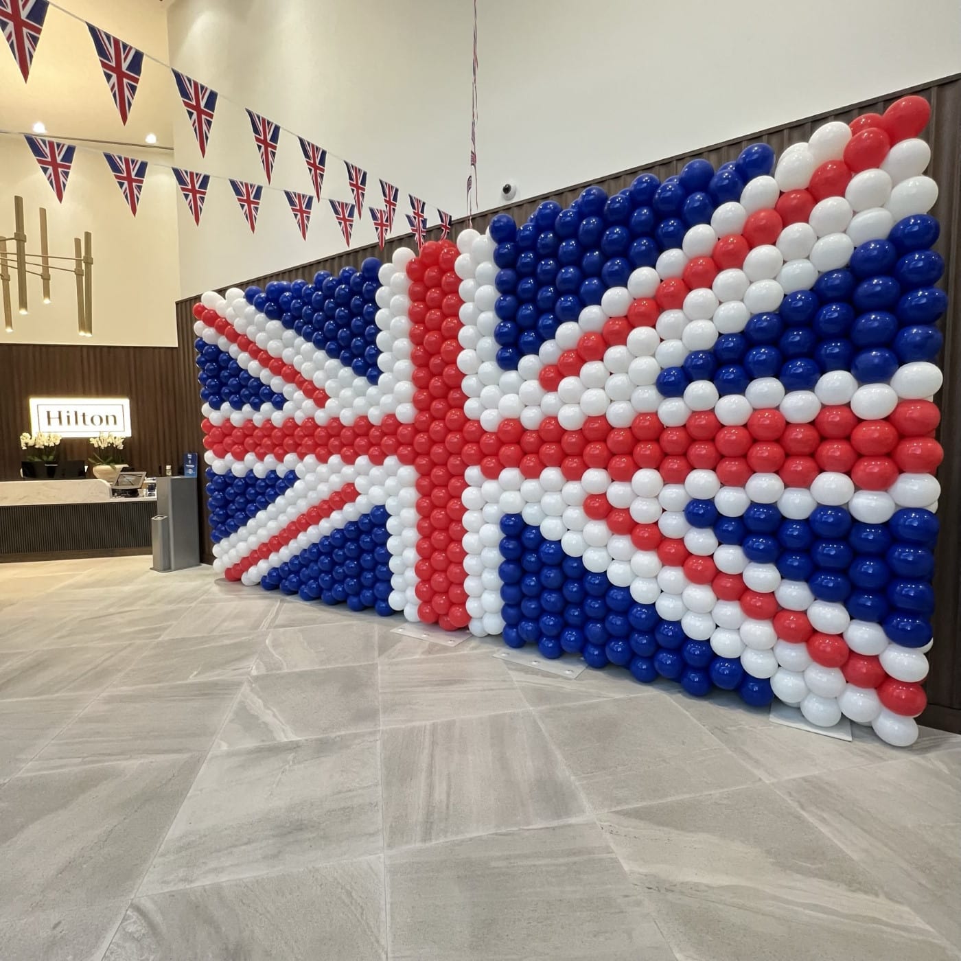 HILTON-SUSTAINABLE-BALLOON-WALL-DISPLAY