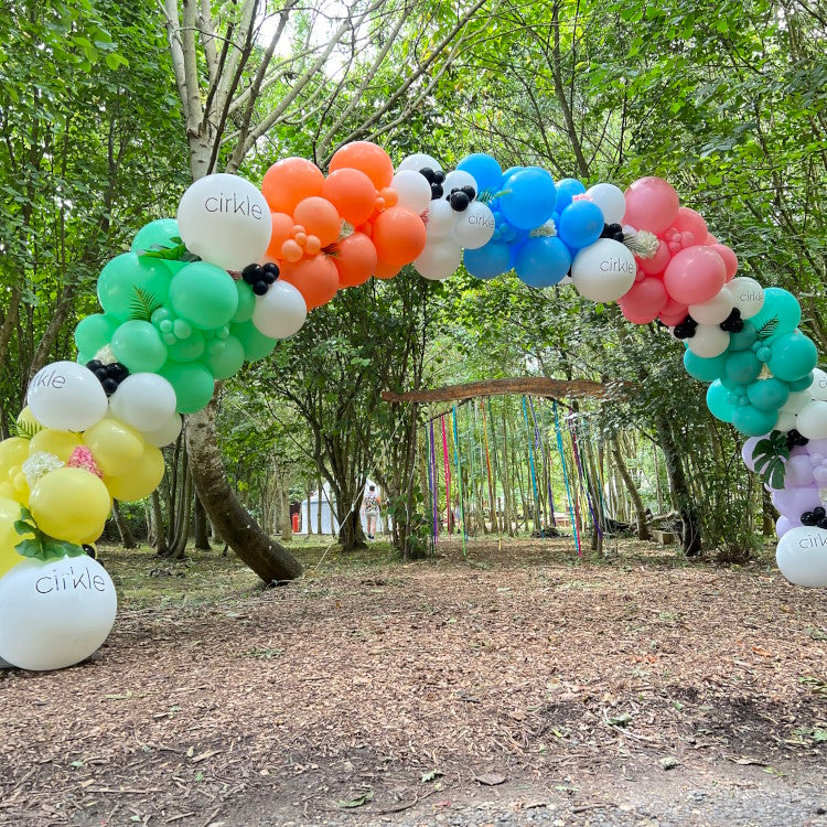 Cirkle-sustainable-balloon-display